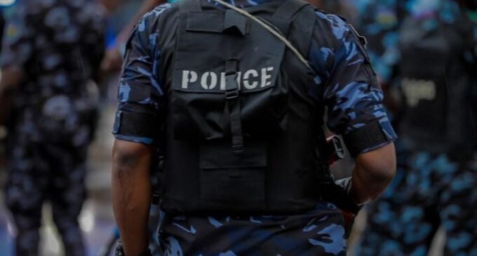 Police arrest eight ‘armed robbers’ on Kaduna-Abuja road