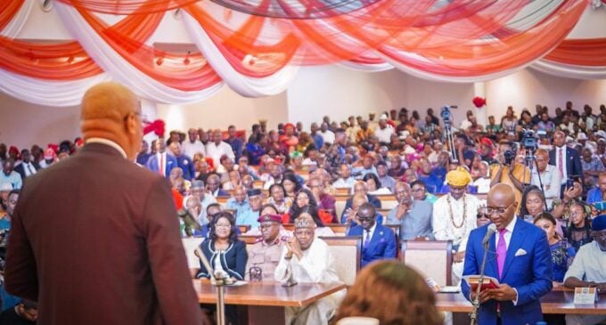 Akwa Ibom gov hosts inaugural covenant service, says appointments will be based on proven integrity