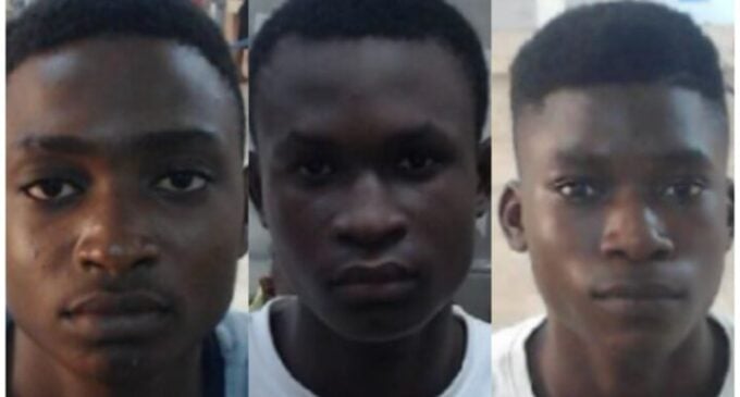 Two Nigerian brothers extradited to US over ‘sextortion’ of teenager who died by suicide