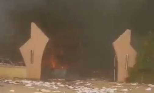 FAKE NEWS ALERT: Nigerian embassy debunks report of protesters burning down office in Niger