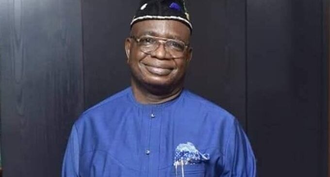 Akwa Ibom APC: Umoren wearing our campaign clothes doesn’t make him party member