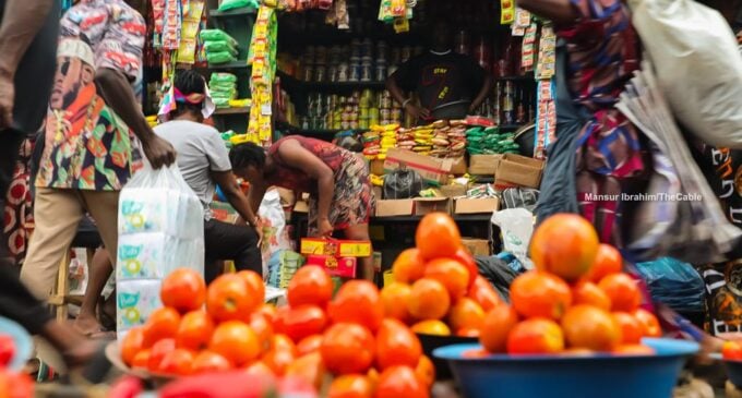 Nigeria’s inflation rate increases to 26.7% amid rising food prices