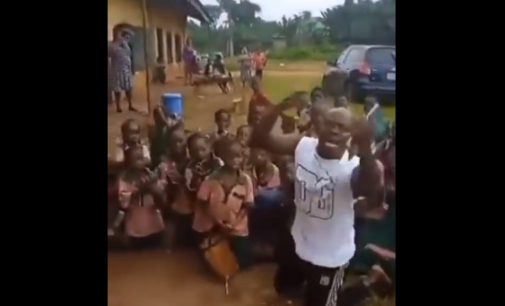 VIDEO: Pupils kneel to beg Edo government over ‘deplorable school condition’