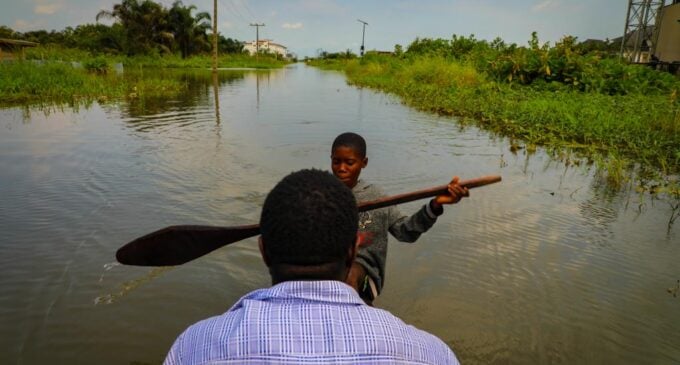 PHOTO STORY: Canoes to the rescue in Lagos, Ogun flooded communities