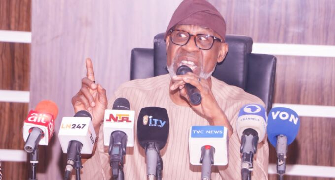 FG revokes 1,633 mining licences over payment default