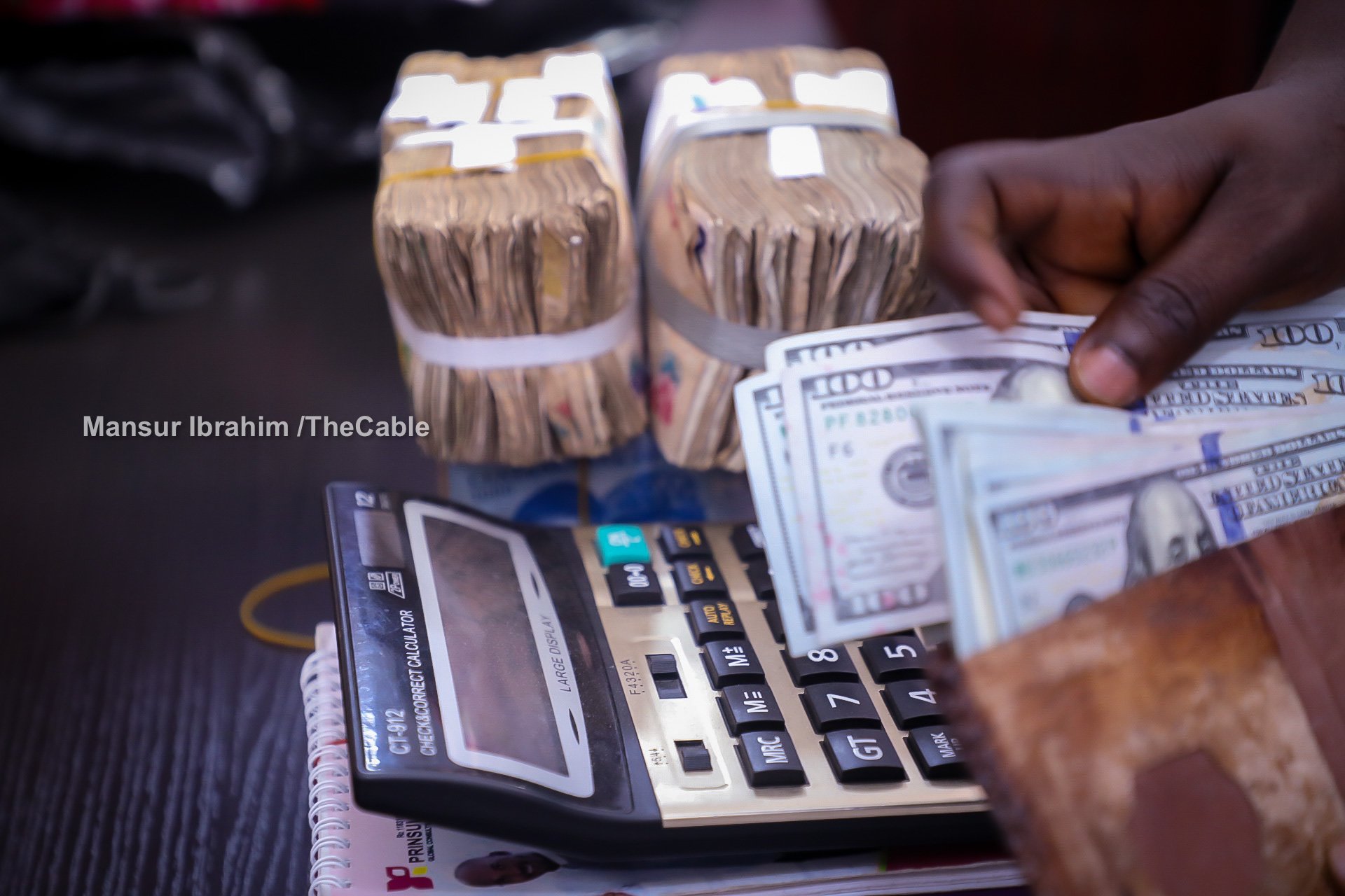 Naira appreciates by 13%, ends 2023 at N907/$ at official market