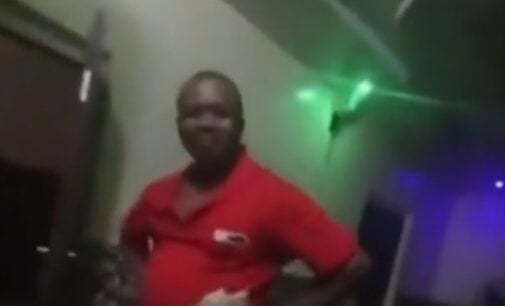 VIDEO: Man ‘gloats as he beats’ wife in presence of kids in Anambra