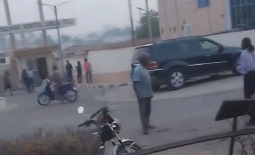 Mob attacks doctors, nurses at Kogi teaching hospital over ‘death of patient’