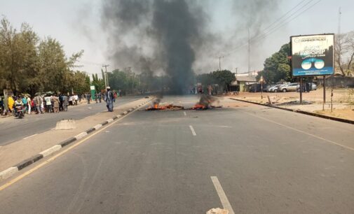 Youths burn tyres in Lafia, protest verdict affirming Sule as Nasarawa governor