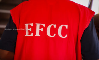 EFCC arrests 29 suspected internet fraudsters in Abuja