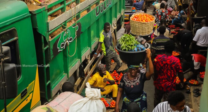 Nigeria’s inflation rate soars to 31.7% as food prices surge