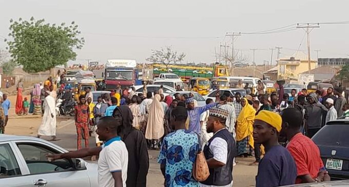 Protesters block roads in Niger state over rising cost of living
