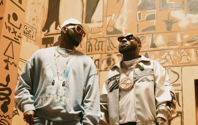 Davido teases EP collaboration with Kizz Daniel