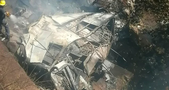 Bus conveying 46 passengers crashes in S’Africa | 8-year-old is sole survivor