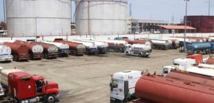 Petrol scarcity: IPMAN threatens to withdraw services over N200bn bridging claims