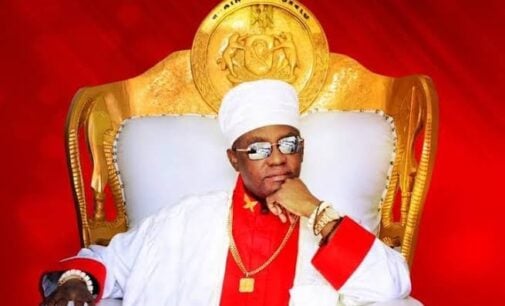 Oba of Benin suspends six chiefs for ‘declaring loyalty to Ooni’