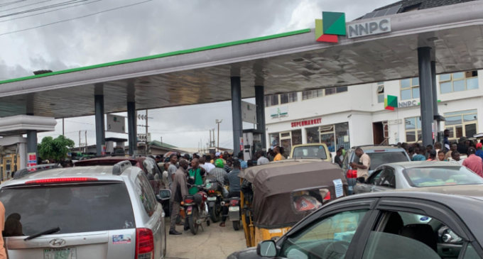 Police officer shoots resident dead during argument at filling station in Lagos