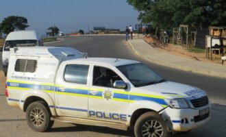 South Africa police arrest 8 Nigerians for ‘attacking officers during drug raid’
