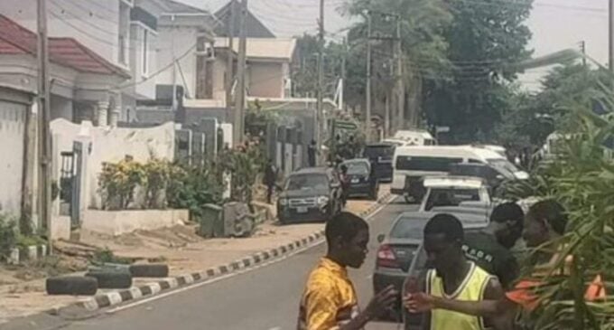 ‘Money laundering’: EFCC barricades Yahaya Bello’s house in Abuja 