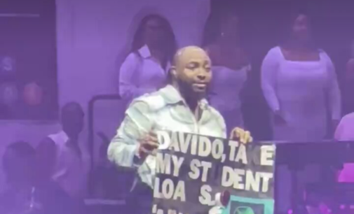 VIDEO: Davido pays $50k off fan’s student loan at US concert