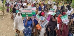 APC group protests at EFCC HQ, demands probe of Matawalle over ‘funds diversion’