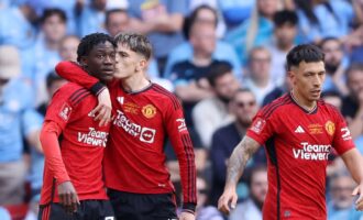 Man United beat Man City to claim 13th FA Cup title