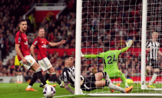 EPL: Man United survive late scare to beat Newcastle as Chelsea secure win