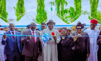 Oborevwori gifts 20 SUVs to Delta judges as Jonathan inaugurates new court complex