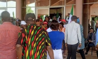 Workers shut n’assembly over minimum wage strike