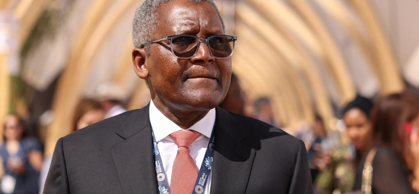 Aliko Dangote retires as Dangote Sugar Refinery chairman, Arnold Ekpe takes over