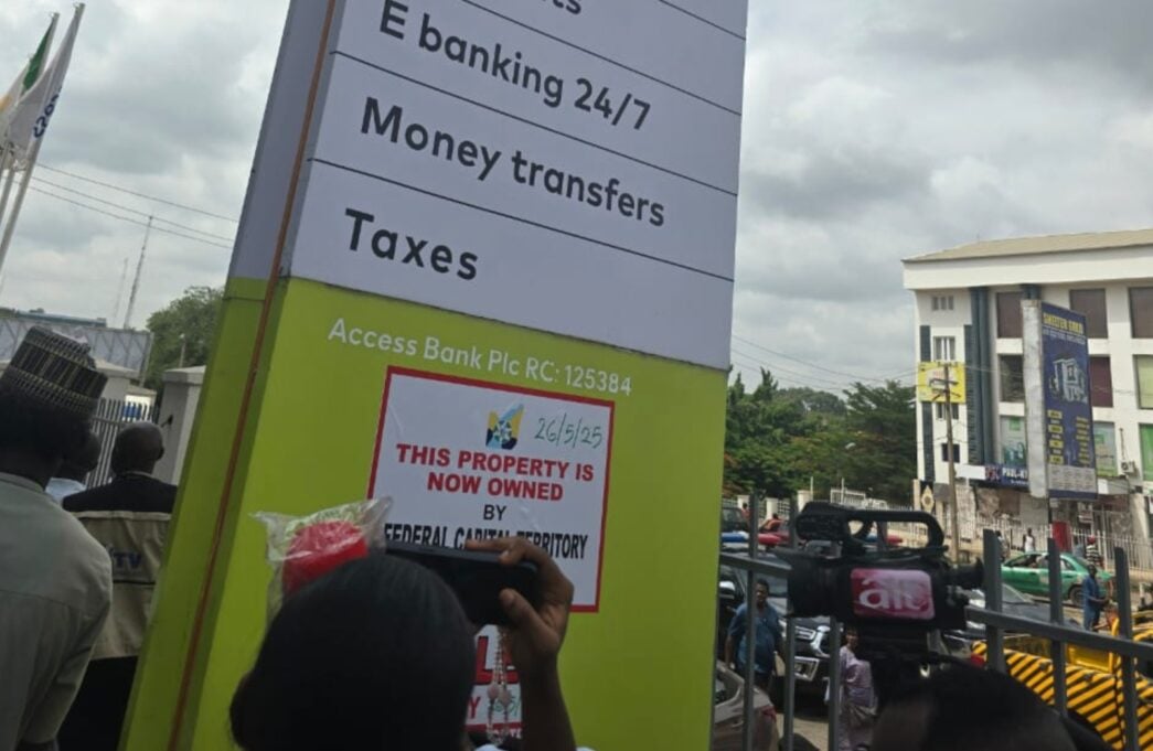 Access bank in Abuja sealed