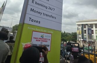 Access bank in Abuja sealed
