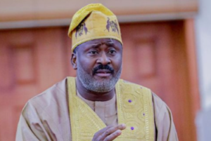 Desmond Elliot