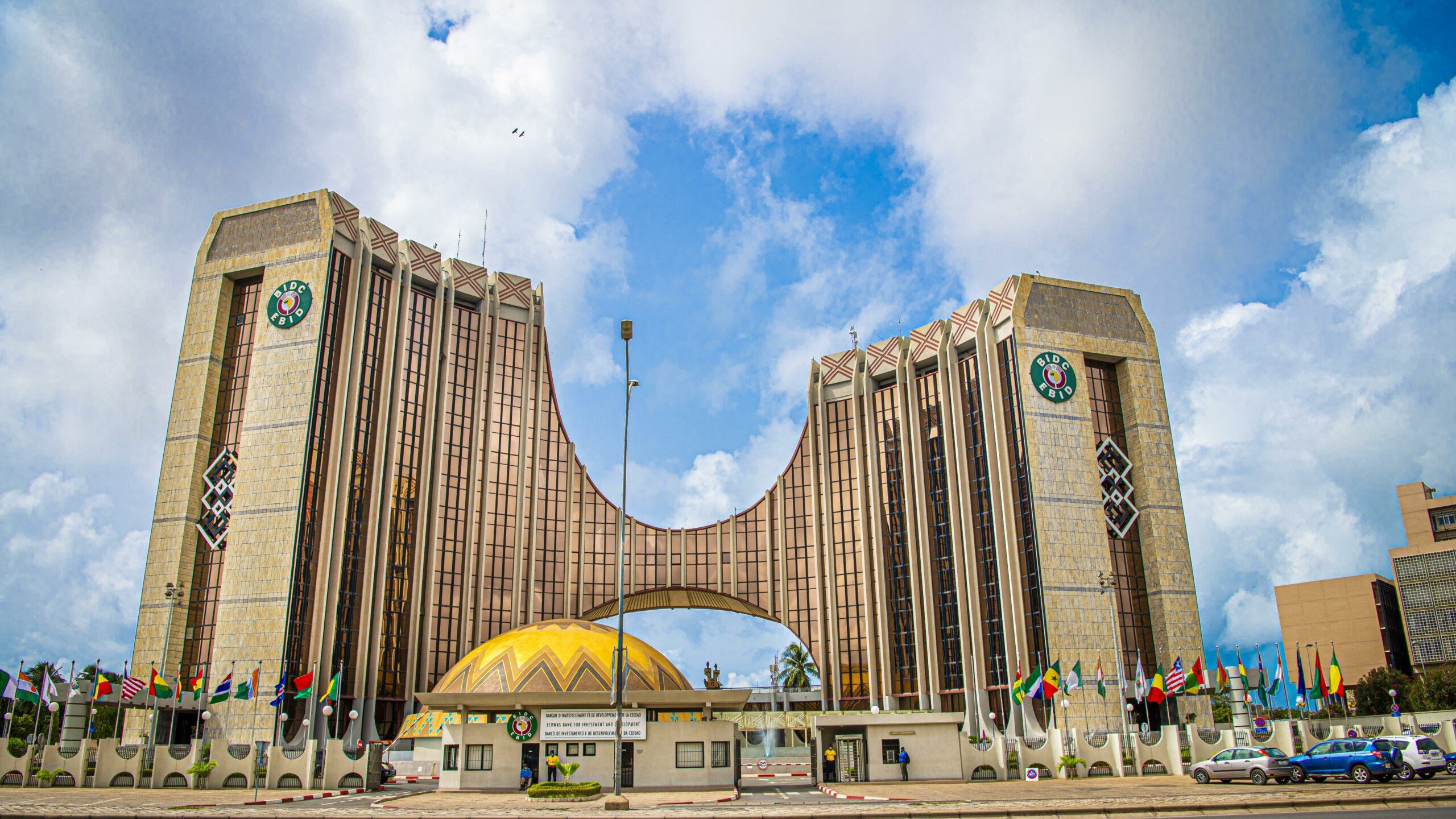 ECOWAS Bank approves $100m for Lagos-Calabar highway project