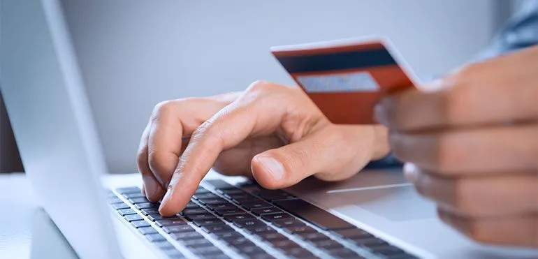 Resumption of international transactions on naira cards pits banks against fintechs