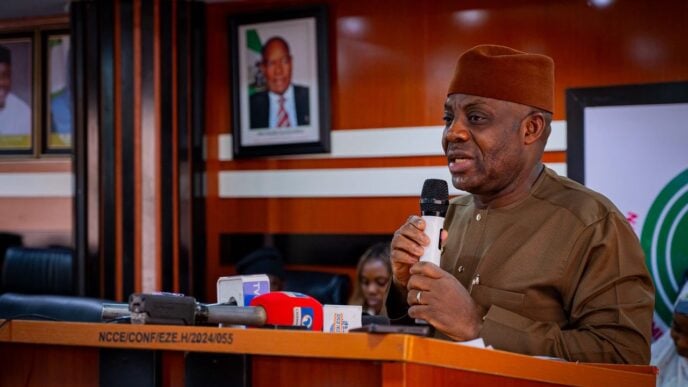 Tunji Alausa