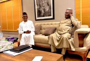 Former Vice-President Atiku Abubakar (R) and Nasir el-Rufai