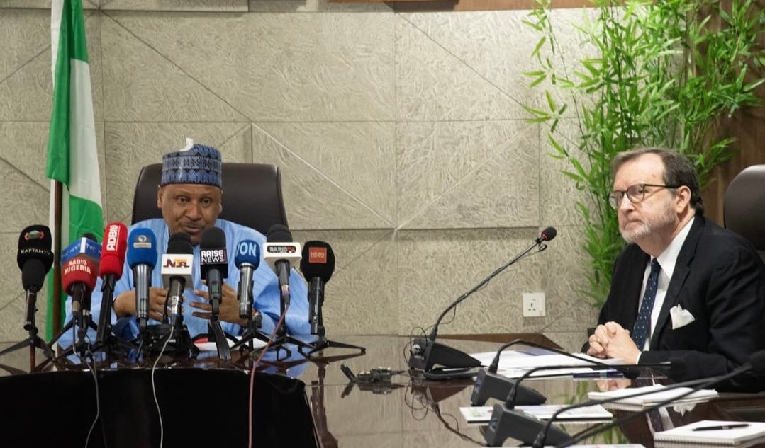 Richard Mills, US ambassador to Nigeria (R) and Mohammed Idris, the minister of information