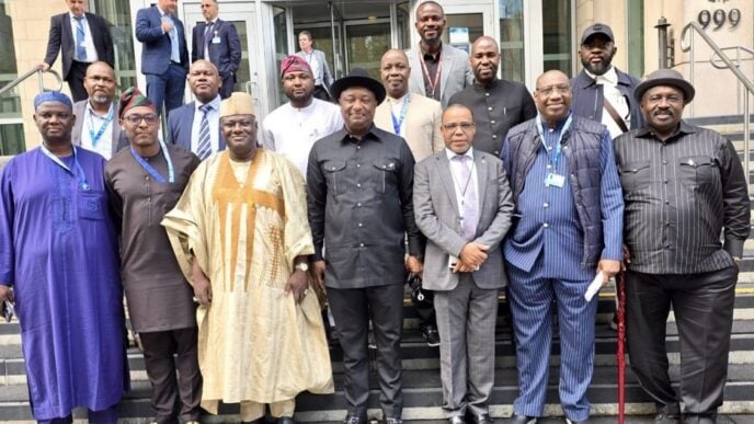 Festus Keyamo, minister of aviation, and members of the ICAO