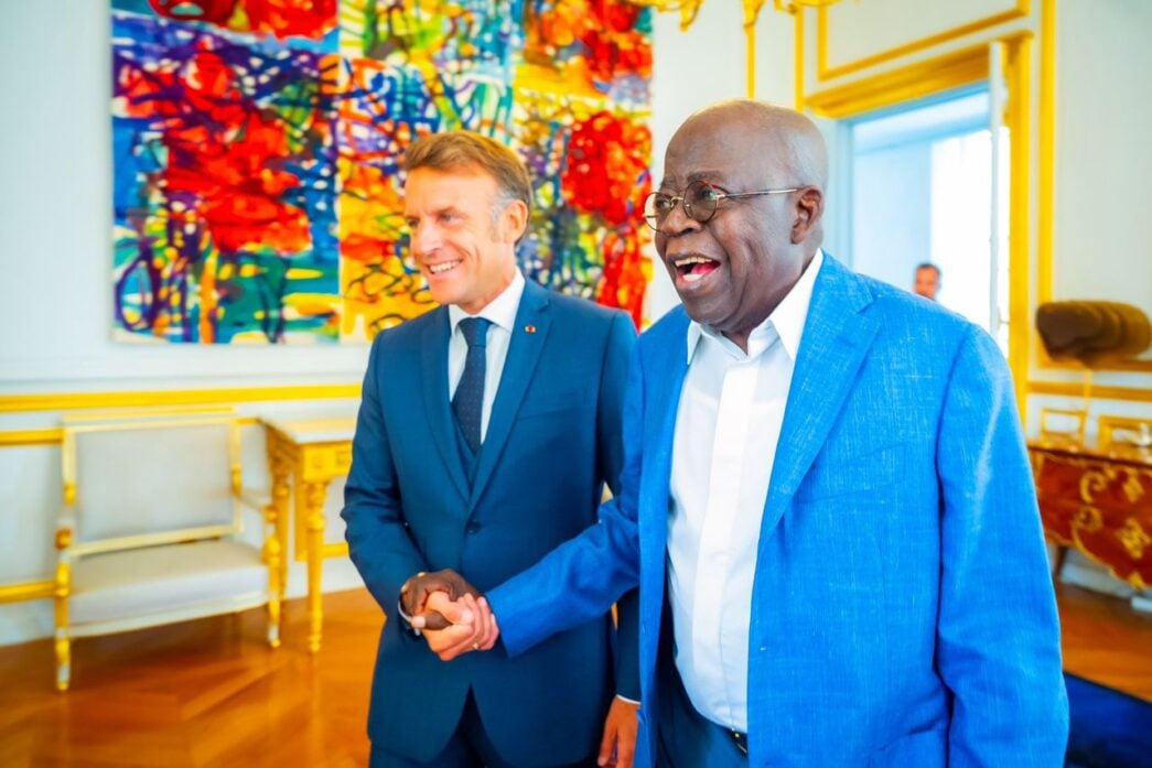 President Bola Tinubu has held a private working lunch with French President Emmanuel Macron at the Élysée Palace in Paris.