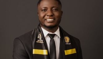 Viral hawker who shared money with inmates in 2022 bags law degree
