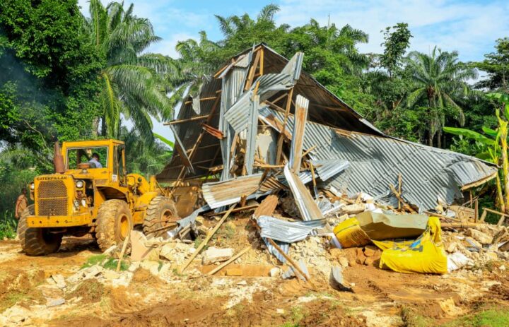 Enugu demolishes kidnappers' den