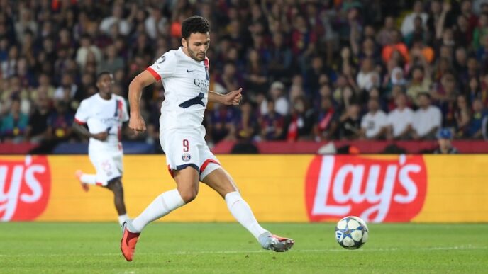 Goncalo Ramos scores a 90th-minute winner to give PSG a 2-1 win over Barcelona