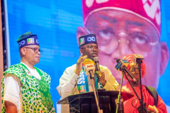 Tokunbo Abiru (middle) at the Lagos APC stakeholders meeting